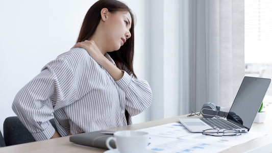 Tips to manage joint pain with a desk job